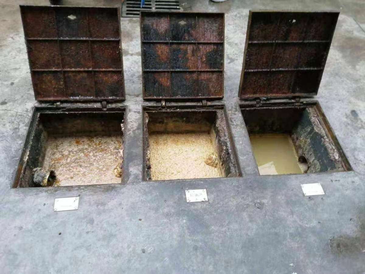 南岸清理隔油池-污水池清掏