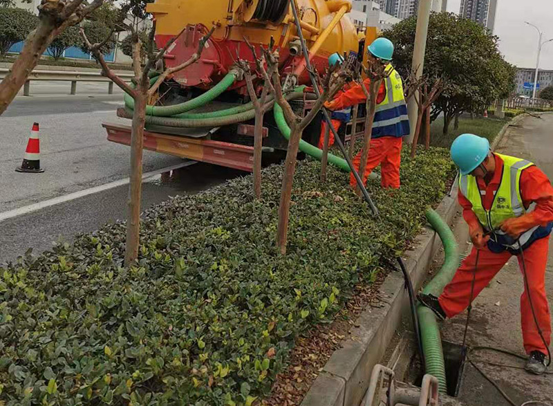 南岸市政管道清淤